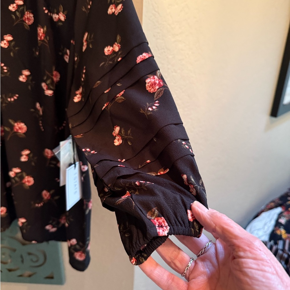 1. State Black Floral Blouse - Picture 4 of 8